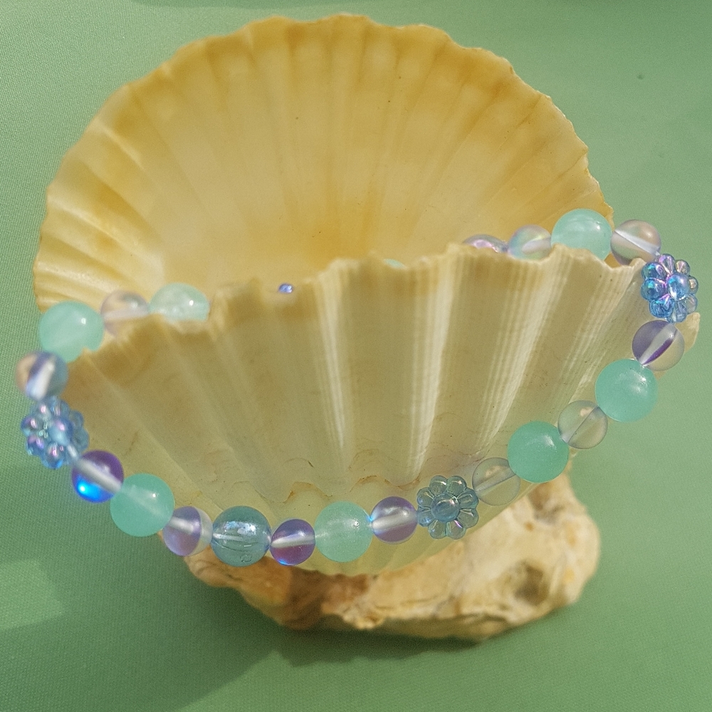 💦 Watering Violet Blooms Bracelet